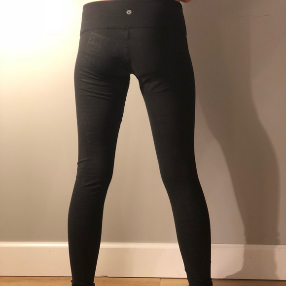 LuluLemon full length black leggings - Picture 8 of 8